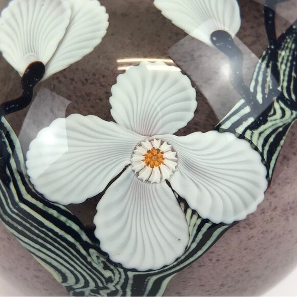 Orient & Flume White Flower on Branches Lampwork 1981 Paperweight Signed Sillars - Picture 4 of 16